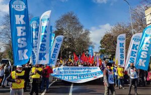Kamu emekçileri, toplu iş sözleşmeleri görüşmelerinde uzlaşma sağlayamadı. Verilen zam