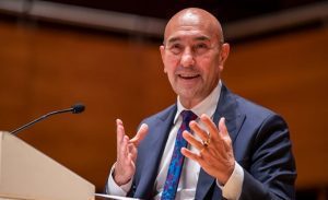 İYİ Parti İzmir Milletvekili Ümit Özlale’nin büyükşehir adaylığı konusu kent