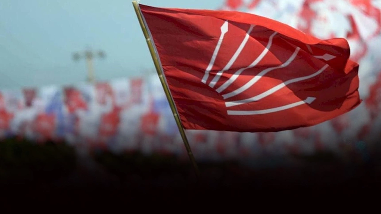 CHP Genel Merkezi; 22 milletvekili ve 22 Parti Meclis üyesi