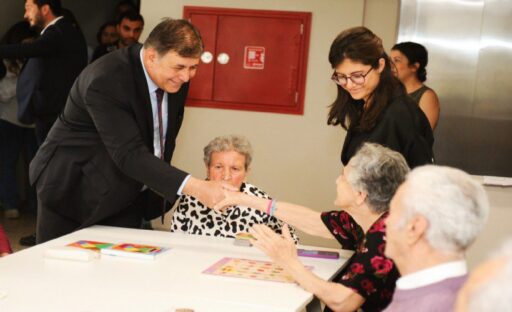 Sağlık alanında gerçekleştirdiği çalışmalar yurttaşların yaşamlarına dokunan Karşıyaka Belediyesi’nin kente