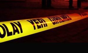 İzmir’in Karşıyaka ilçesinde çocukların “küfürleşme” kavgasında çocuklardan biri meyve bıçağıyla