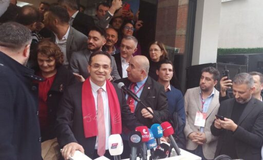 Bornova eski Belediye Başkanı Olgun Atila, İzmir Büyükşehir Belediye Başkan