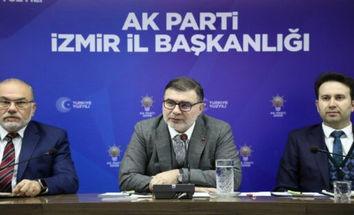 AK Parti İzmir İl Başkanlığı’nda, “İlçe Başkanları İstişare ve Değerlendirme Toplantısını”