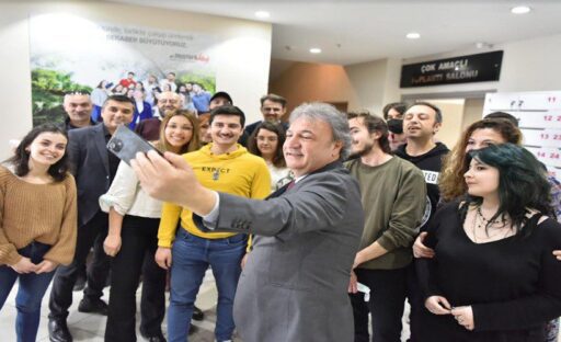 Bornova Belediyesi’nin sivil toplum kuruluşlarını tek çatı altında toplamak için