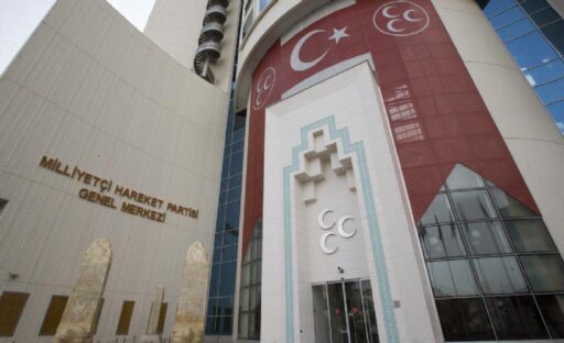 Milliyetçi Hareket Partisi, 31 Mart seçimlerinde adaylıkları kesinleşen 2 büyükşehir,