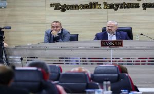 Menemen Belediyesi Ocak ayı olağan meclis toplantısında tansiyon yükseldi. AK