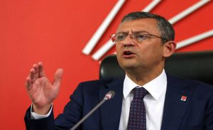 CHP Genel Başkanı Özgür Özel, Manisa’da muhtarlar ve sivil toplum