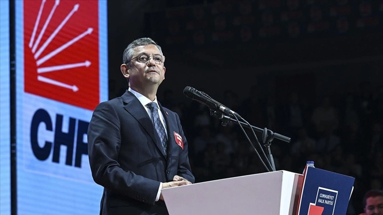 CHP Genel Başkanı Özgür Özel, Sözcü yazarı İsmail Saymaz’a verdiği