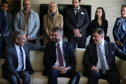 Yerel seçim çalışmalarına hız kesmeden devam eden Cumhuriyet Halk Partisi