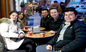 Seçim çalışmalarını hız kesmeden sürdüren AK Parti Karşıyaka Belediye Başkan