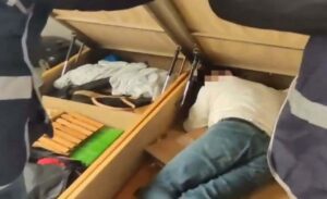 İzmir’de, ‘müşteri kapma’ tartışmasında, amcası Sertif Şaşı’yı (64) tabancayla öldüren,