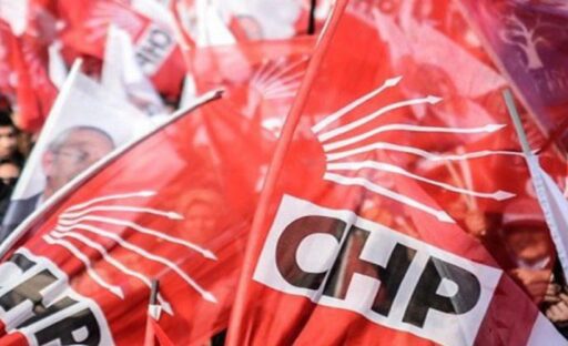 CHP Foça’da belediye meclis üyeliği listesine tepki gösteren İlçe Başkanı