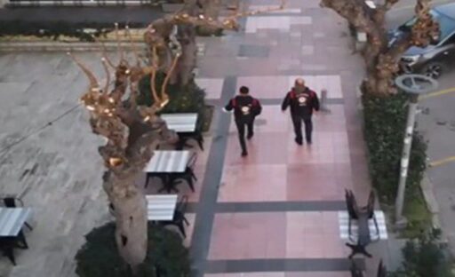 İzmir’de çeşitli suçlardan hakkında yakalama kararı bulunan şüphelileri yakalamaya yönelik