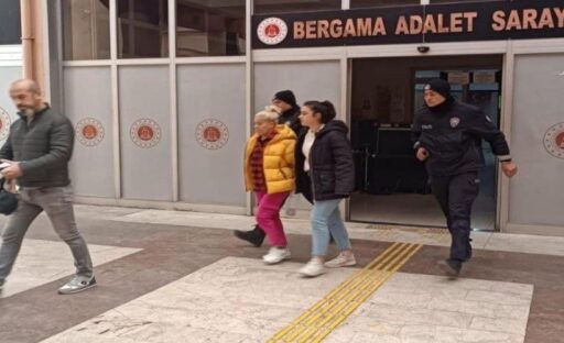 İzmir’in Bergama ilçesinde fuhuş yaptırıldığı tespit edilen bir adrese polis