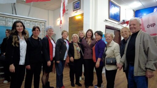 Cumhuriyet Halk Partisi (CHP) Foça Belediye Başkan Adayı Saniye Bora