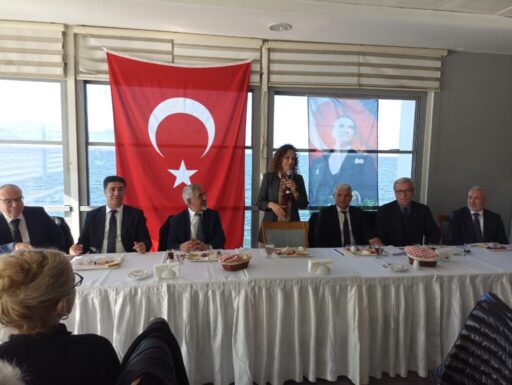 Karşıyaka Sancar Maruflu yerleşkesinde yer alan sivil toplum kuruluşları Chp’nin