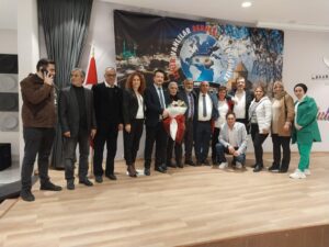 Karabağlarda İzmir Vanlılar derneği tarafından organize edilen ve Van Dernekler