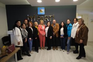 İYİ Parti Konak Belediye Başkan Adayı Huriye Serter, 8 Mart