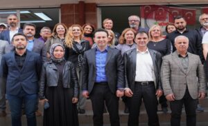 EGE BAGDER üyeleriyle bir araya gelen Karşıyaka Belediye Başkan Adayı