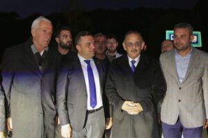 Cumhur İttifakı Seferihisar Belediye Başkan Adayı Ahmet Aydın ile birlikte