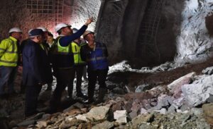 Buca’daki Homeros Bulvarı ile Bornova’daki İzmir Otogarı’nı birbirine bağlayacak İzmir’in