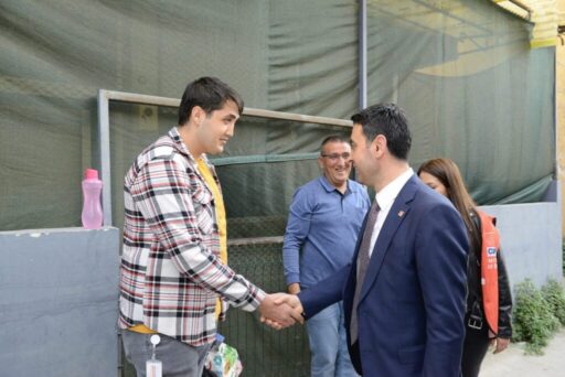 CHP Bayraklı’nın genç belediye başkan adayı İrfan Önal, gençlerle yaptığı