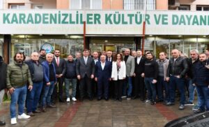 CHP’nin İzmir Büyükşehir Belediye Başkan Adayı Dr. Cemil Tugay, Karşıyaka