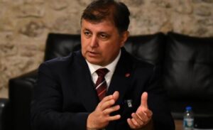 İzmir Büyükşehir Belediye Başkanı Dr. Cemil Tugay, tıkanan toplu sözleşme