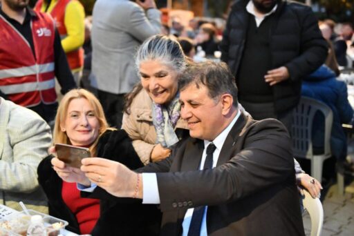 CHP İzmir Büyükşehir Belediye Başkan Adayı Dr. Cemil Tugay, 30