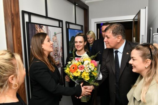 CHP’nin İzmir Büyükşehir Belediye Başkan Adayı Dr. Cemil Tugay, Balçova’da