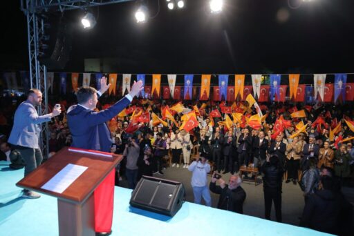 “BIKMADAN, USANMADAN HEYECANIMI TÜM İZMİR’LE PAYLAŞACAĞIM” Cumhur İttifakı İzmir Büyükşehir Belediye Başkan Adayı Hamza Dağ, “‘Gelin