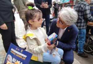 Cumhur İttifakı Buca Belediye Başkan adayı Adnan Öztekin, seçim çalışmalarına