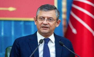 CHP Genel Başkanı Özgür Özel ‘İzmir’le ilgili bir risk veya