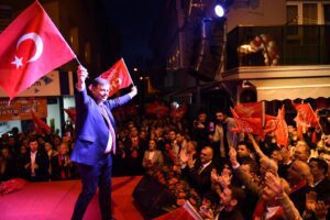 CHP’nin İzmir Büyükşehir Belediye Başkan Adayı Dr. Cemil Tugay, Selçuk’ta