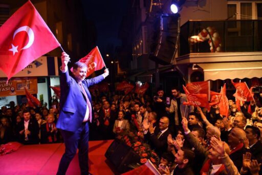 CHP’nin İzmir Büyükşehir Belediye Başkan Adayı Dr. Cemil Tugay, Selçuk’ta