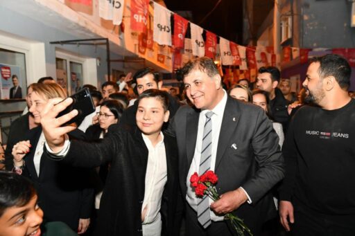 CHP İzmir Büyükşehir Belediye Başkan Adayı Dr. Cemil Tugay, Tepecik