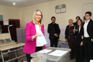 AK Parti Konak Belediyesi Başkan Adayı Ceyda Bölünmez Çankırı, Mahalli