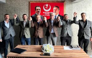 Cumhur İttifakı Buca Belediye Başkan adayı Adnan Öztekin, MHP Buca