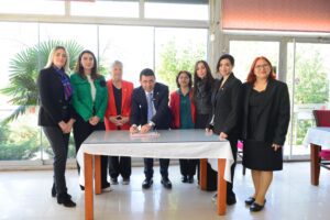 CHP Bayraklı Belediye Başkan adayı İrfan Önal, partisi tarafından hazırlanan