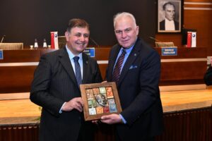 CHP İzmir Büyükşehir Belediye Başkan Adayı Dr. Cemil Tugay, İAOSB’de