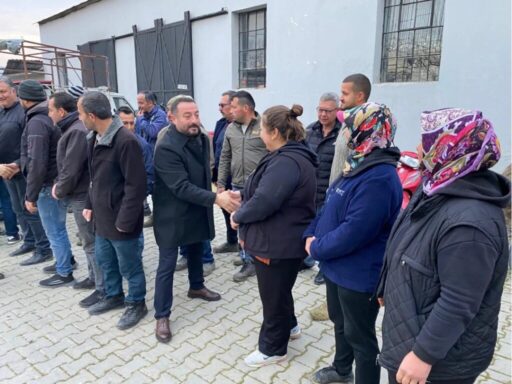 CHP’Lİ TURAN ; “BELEDİYE EMEKÇİLERİMİZİ ENFLASYONA EZDİRMEYECEĞİZ” Ödemiş’in 99 mahallesinde seçim çalışmalarını sürdüren CHP Ödemiş Belediye Başkan