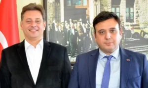 Suyun vatandaşlar ve turistler için vazgeçilmez olduğunu söyleyen Çeşme Belediye