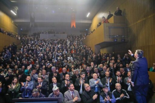 Cumhur İttifakı Bergama Belediye Başkan Adayı Dr. Sadık Doğruer, Bergama