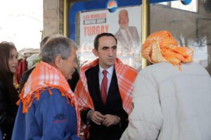 Cumhur İttifakı Narlıdere Belediye Başkan Adayı Murat Sarman, hemşehri dernekleri