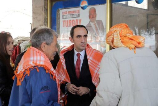 Cumhur İttifakı Narlıdere Belediye Başkan Adayı Murat Sarman, hemşehri dernekleri