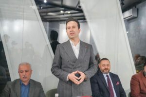 Karşıyaka’nın potansiyelini ortaya çıkaracak doğru projelerinin hazır olduğunu ifade eden