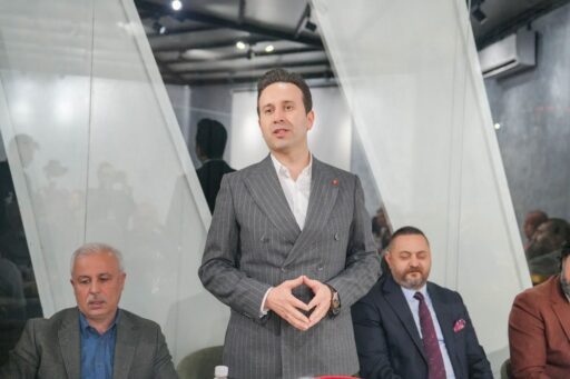 Karşıyaka’nın potansiyelini ortaya çıkaracak doğru projelerinin hazır olduğunu ifade eden