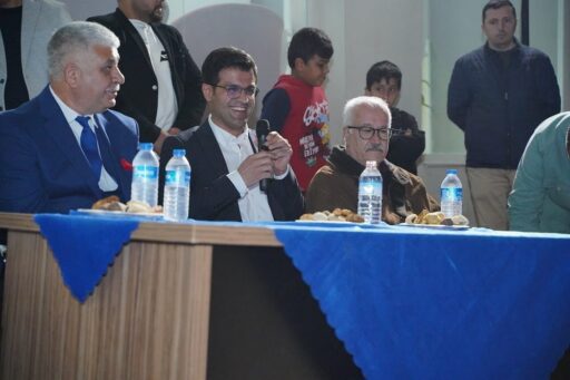 Bilal Kırkpınar: “İdeoloji değil hizmet seçimi olacak” Cumhur İttifakının Bayraklı Belediye Başkan Adayı Bilal Kırkpınar, dernek ve