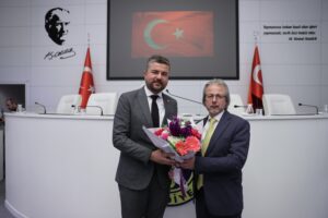 Buca Belediyesi düzenlediği konferansta Türkiye’nin Balkan vizyonunu masaya yatırdı. CHP