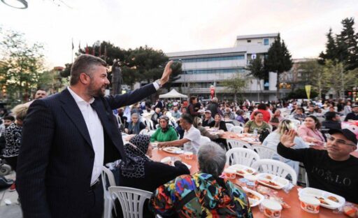 Buca Belediye Başkanı Görkem Duman, Kadir Gecesi’nde düzenlenen iftar ve